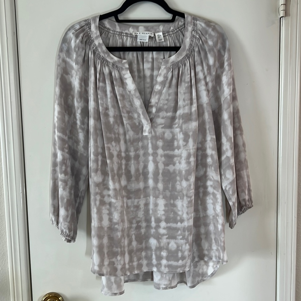 Max Studio 100% silk blouse